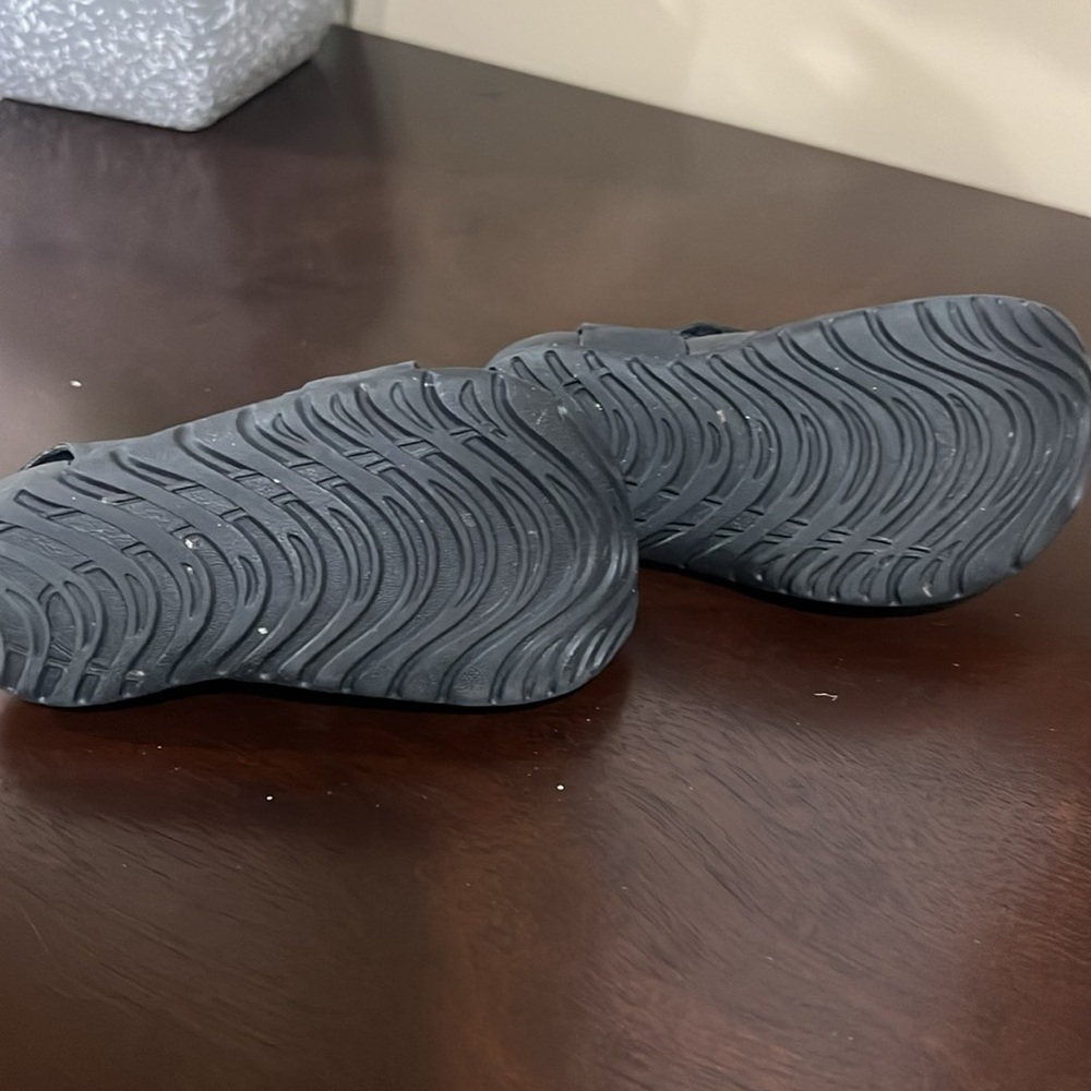 Nike Sandals - Picture 4 of 4